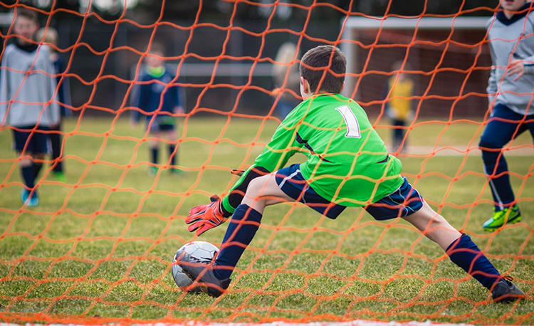 When to introduce the goalkeeper role