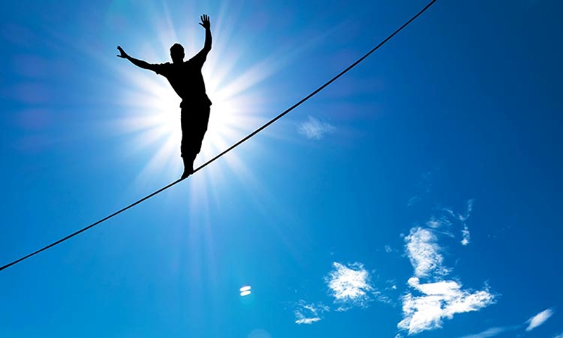 Running and body fat - walking the tightrope of optimum performance