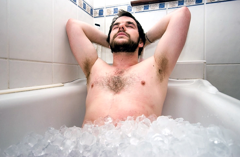 Sports Performance Bulletin - Training - Pouring cold water on ice baths:  why post-training ice could impair performance