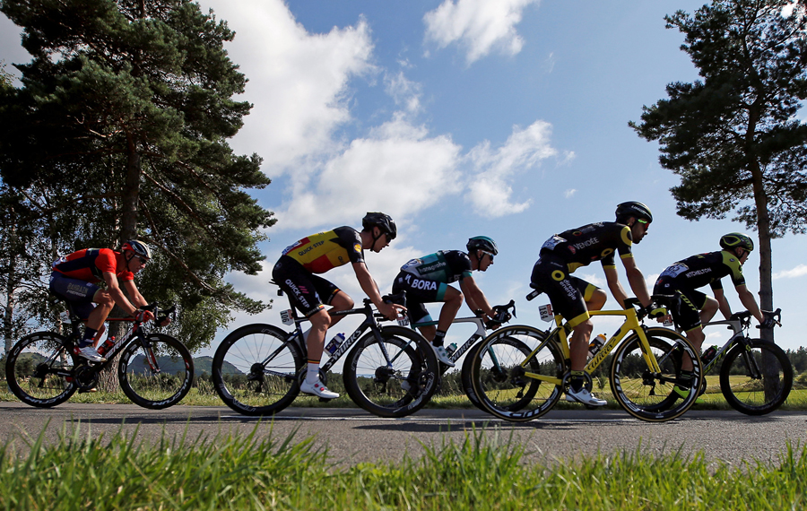 Endurance training: the low-intensity paradox: