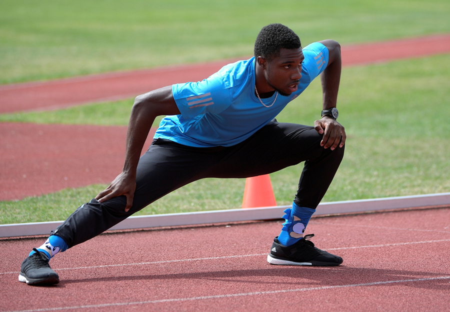 Warm-up stretching: time for a chain reaction